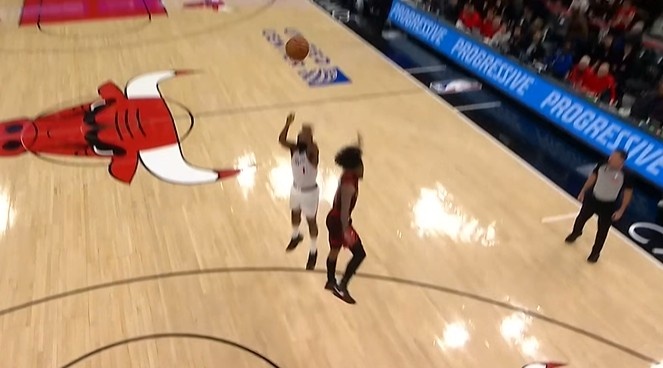 大乐透开奖时间-没谱！哈登正面迎着防守强投 三不沾直接扔出界了